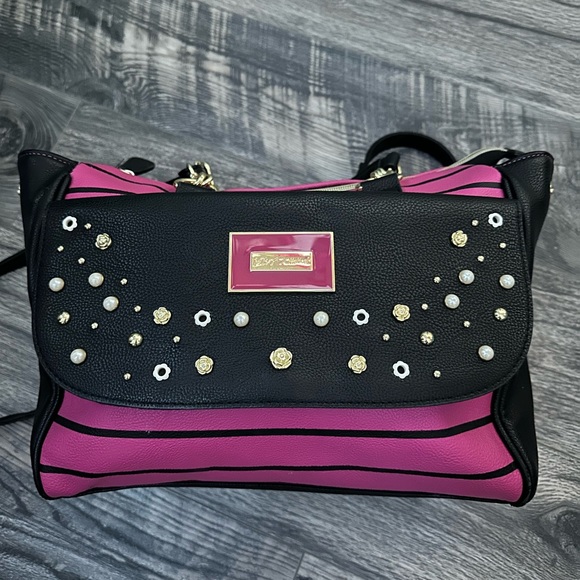 Betsey Johnson purse with matching wristlet - Picture 2 of 15